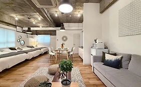 B Hotel Nikke - 1Br Apt For 10Ppl Near Hondori Shopping